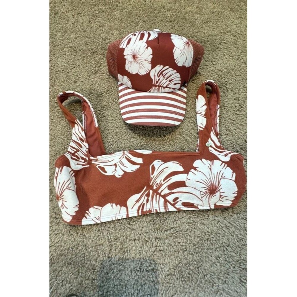Roxy Rust Floral Square-Neck Swim Top and Matching SnapBack